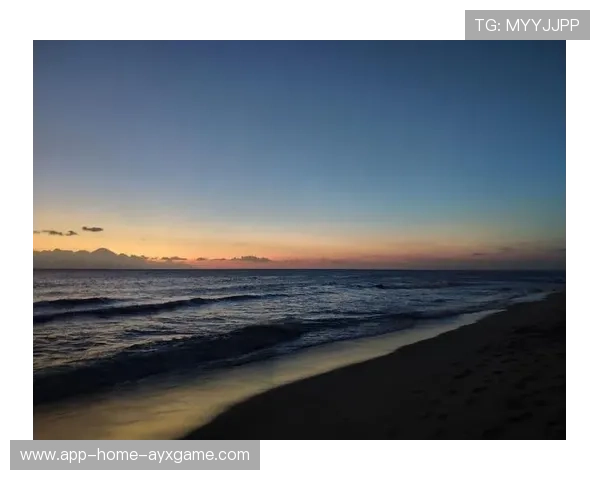 冲浪女将坐在板上晒太阳被捕捉成封面