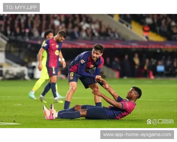 巴萨中场核心的远射破网成为当晚亮点 巴萨中场核心的远射破网成为当晚亮点