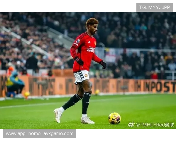 曼联拉什福德边路内切推射命中