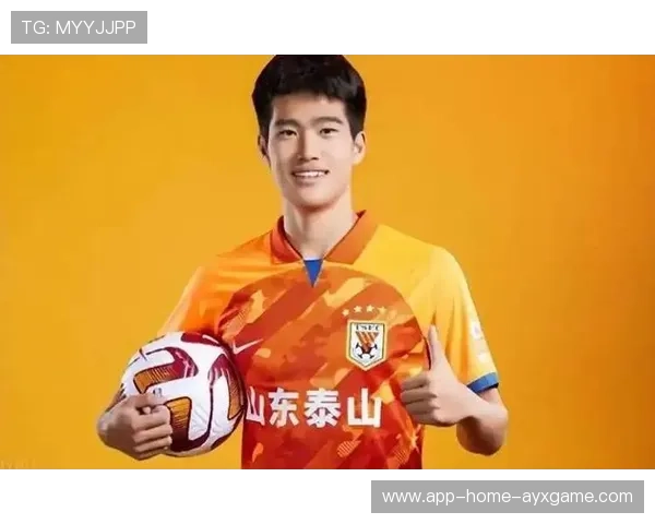 彭啸后防判断极其果断 彭啸后防判断极其果断