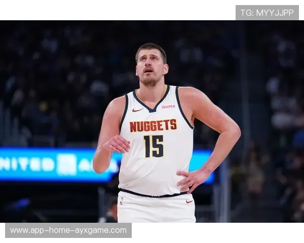 约基奇助攻顺下扣篮得手,掘金气势如虹 约基奇助攻顺下扣篮得手,掘金气势如虹